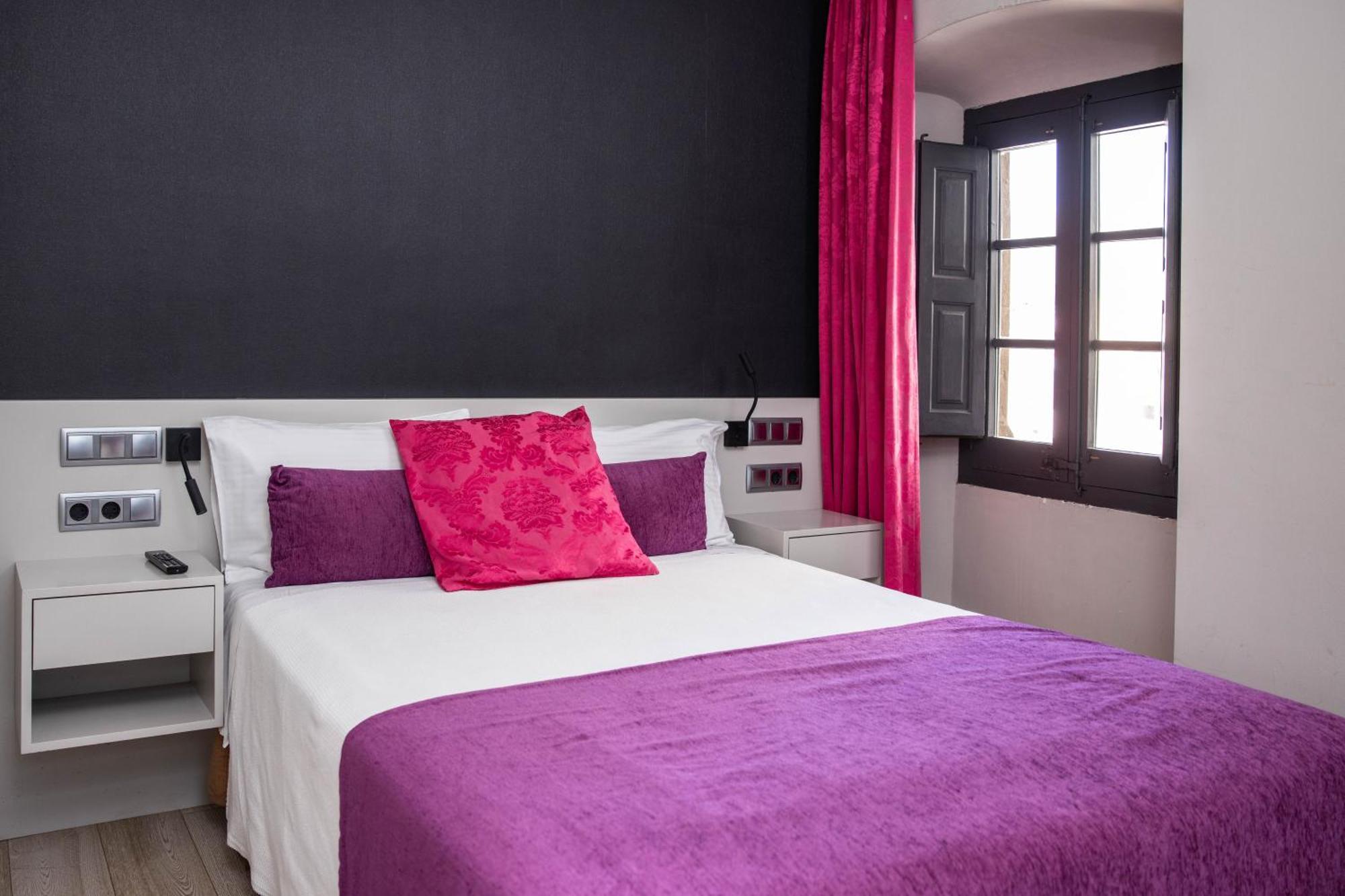 Rvhotels Palau Lo Mirador Торроэлья-де-Монгри Экстерьер фото