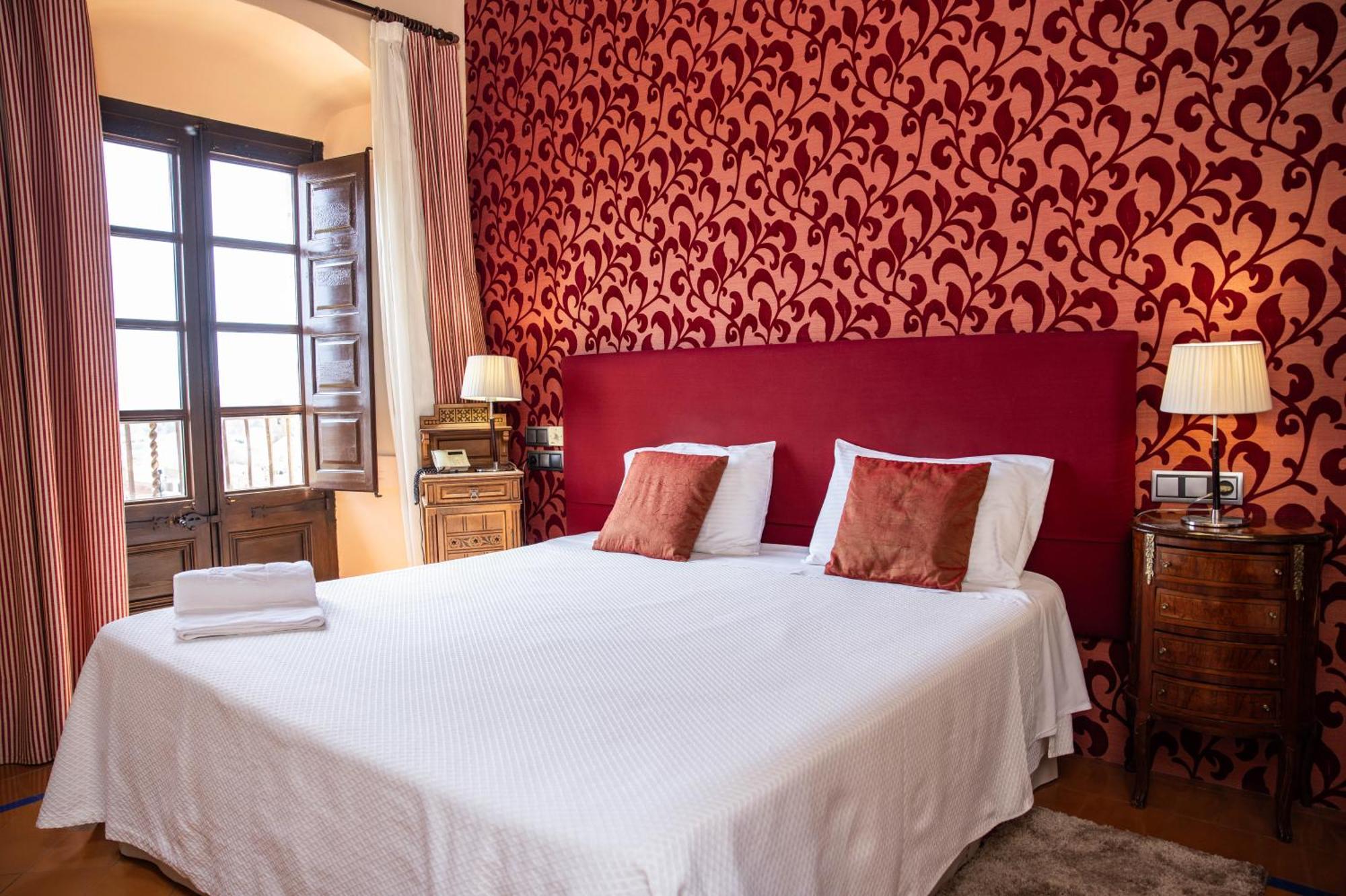 Rvhotels Palau Lo Mirador Торроэлья-де-Монгри Экстерьер фото