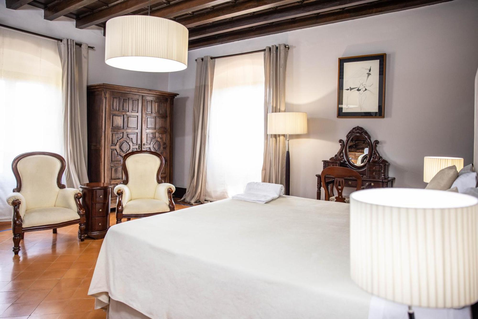 Rvhotels Palau Lo Mirador Торроэлья-де-Монгри Экстерьер фото