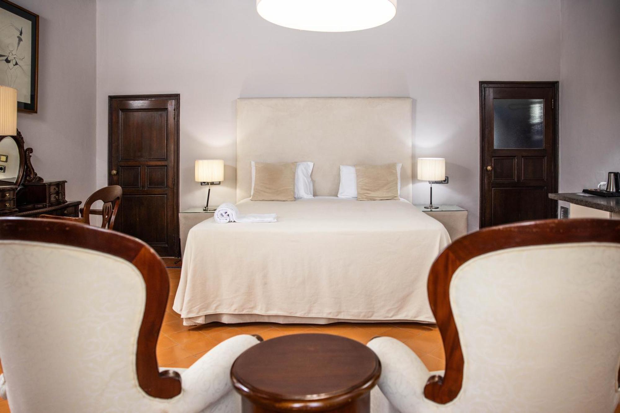 Rvhotels Palau Lo Mirador Торроэлья-де-Монгри Экстерьер фото